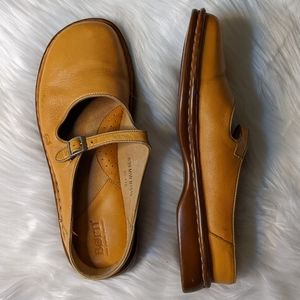Born Tan/Mustard Mules Slip Ons with Strap